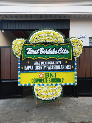 Papan Bunga Duka di Alai Parak Kopi